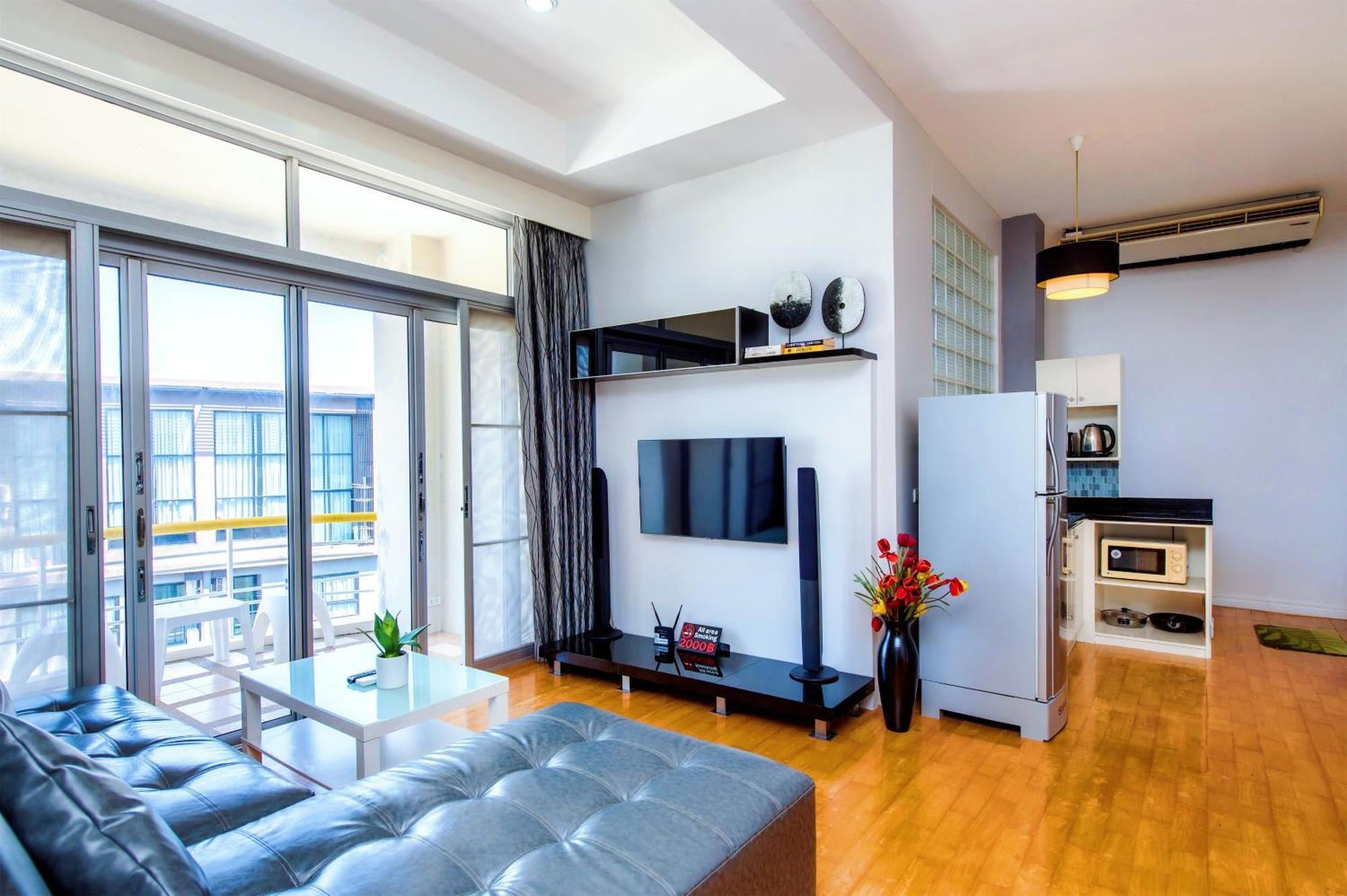 Hin Nam & Maysa - Happy Rent Hua Hin Rum bild